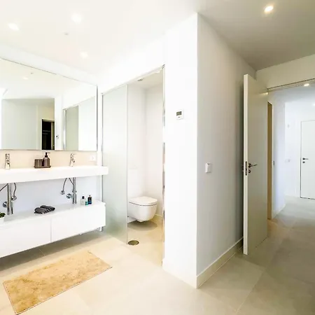 96-brand New Apartment, * فوينخيرولا