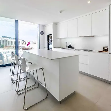 96-brand New Apartment, شقة