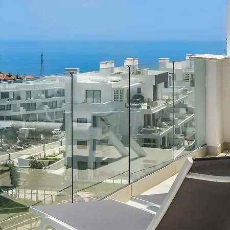 96-brand New Apartment, فوينخيرولا